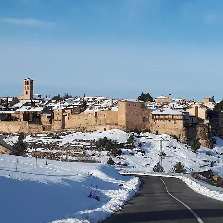 Feriehus La Casona De A 6km De Pedraza Con Piscina