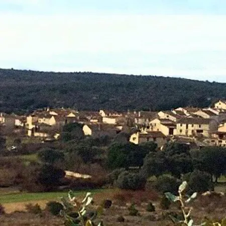 La Casona De A 6km De Pedraza Con Piscina Hébergement de vacances *