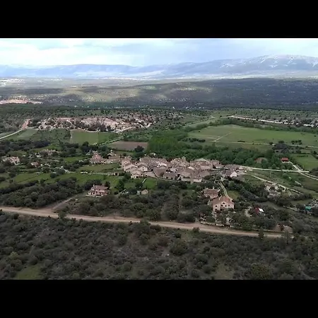 Hébergement de vacances La Casona De A 6km De Pedraza Con Piscina Requijada