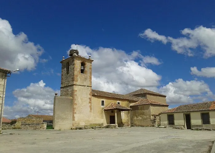 La Casona De A 6km De Pedraza Con Piscina Nyaraló Requijada
